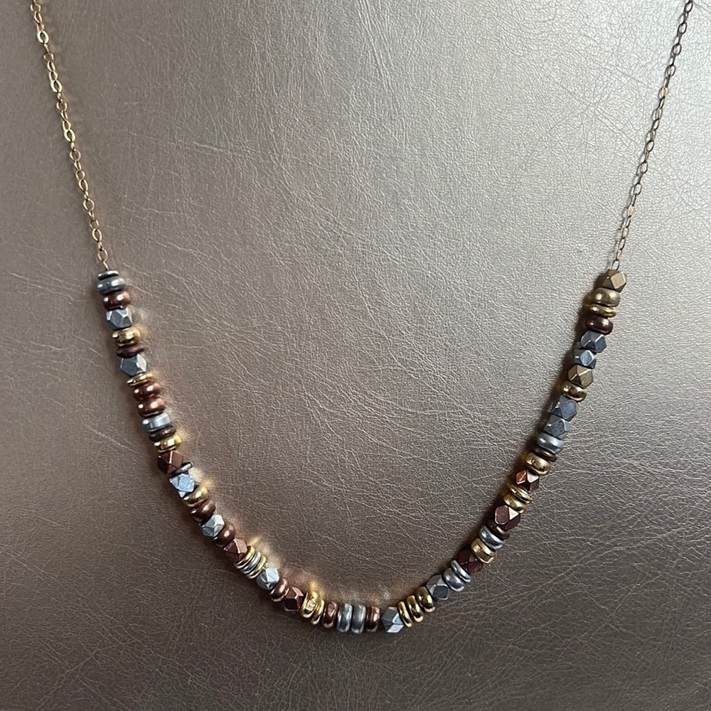 Dainty metal bead necklace